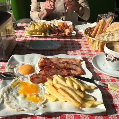 Nicol's Tapeo Bar