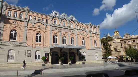 la Piazza Julián Romea