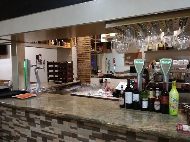 Bistro Heming-way
